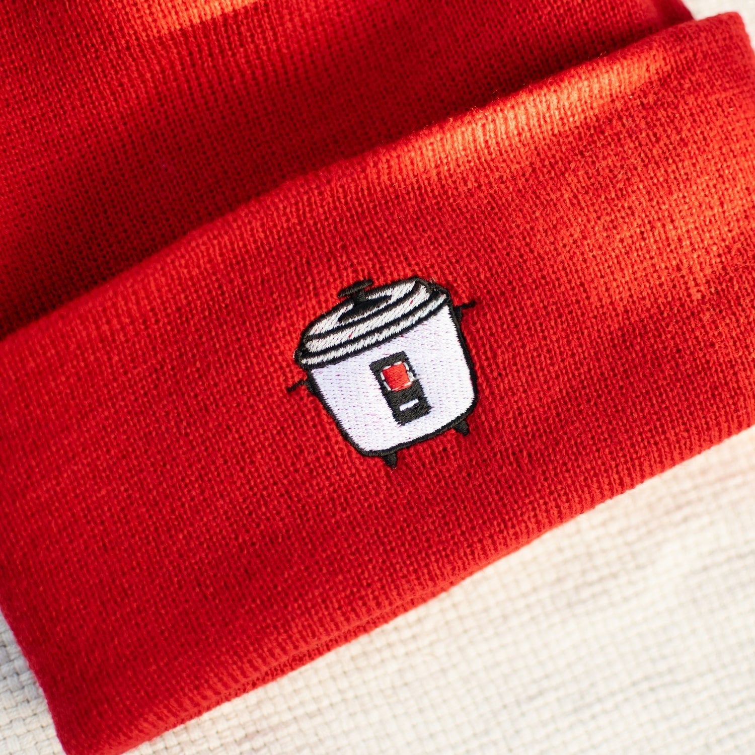 Rice Cooker Embroidered Beanie - Ni De Mama Chinese Clothing