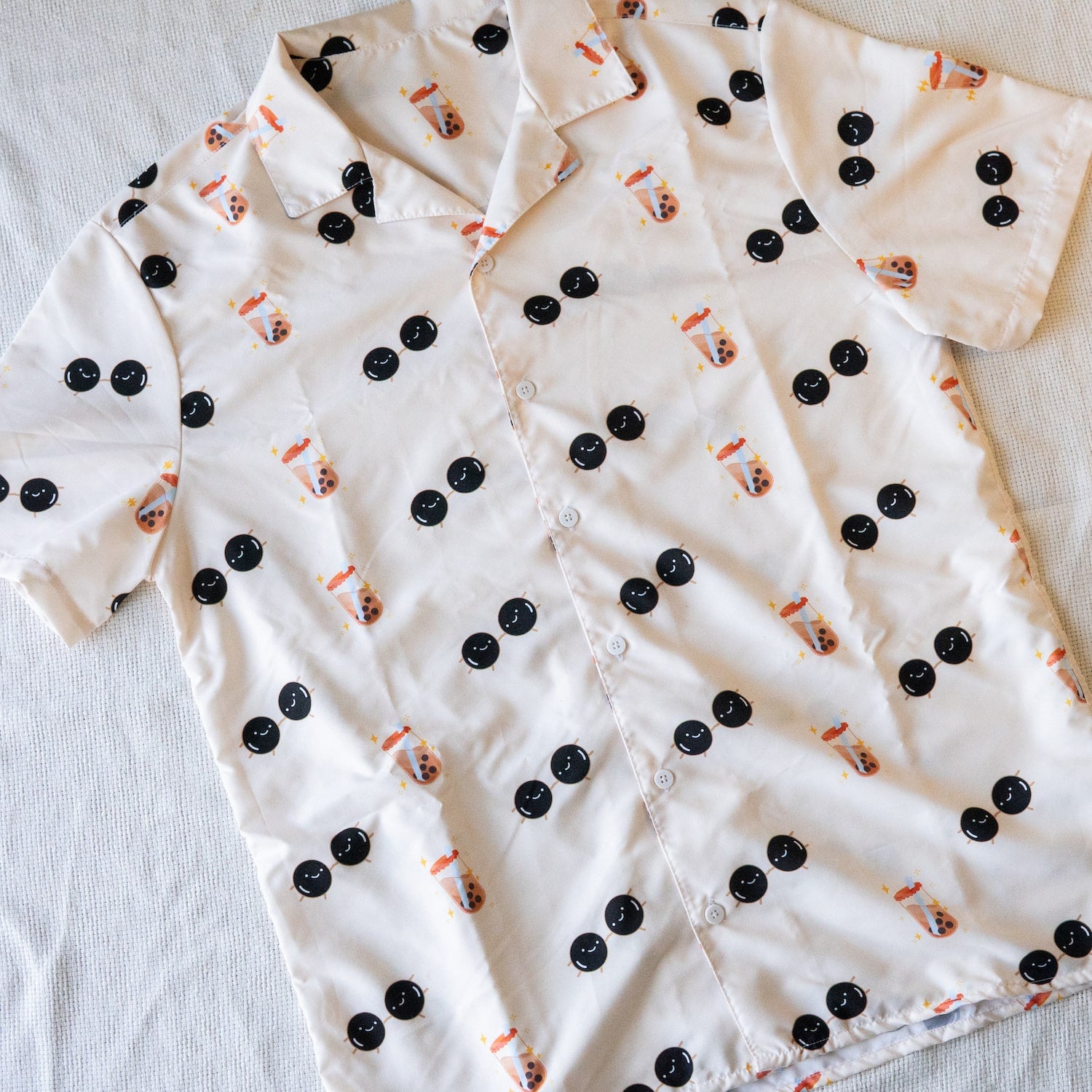 Boba Short Sleeve Button Up Shirt (Oversized) / Sample (Final Sale) - Ni De Mama Chinese - Inspired Clothing | Soft Cream , M