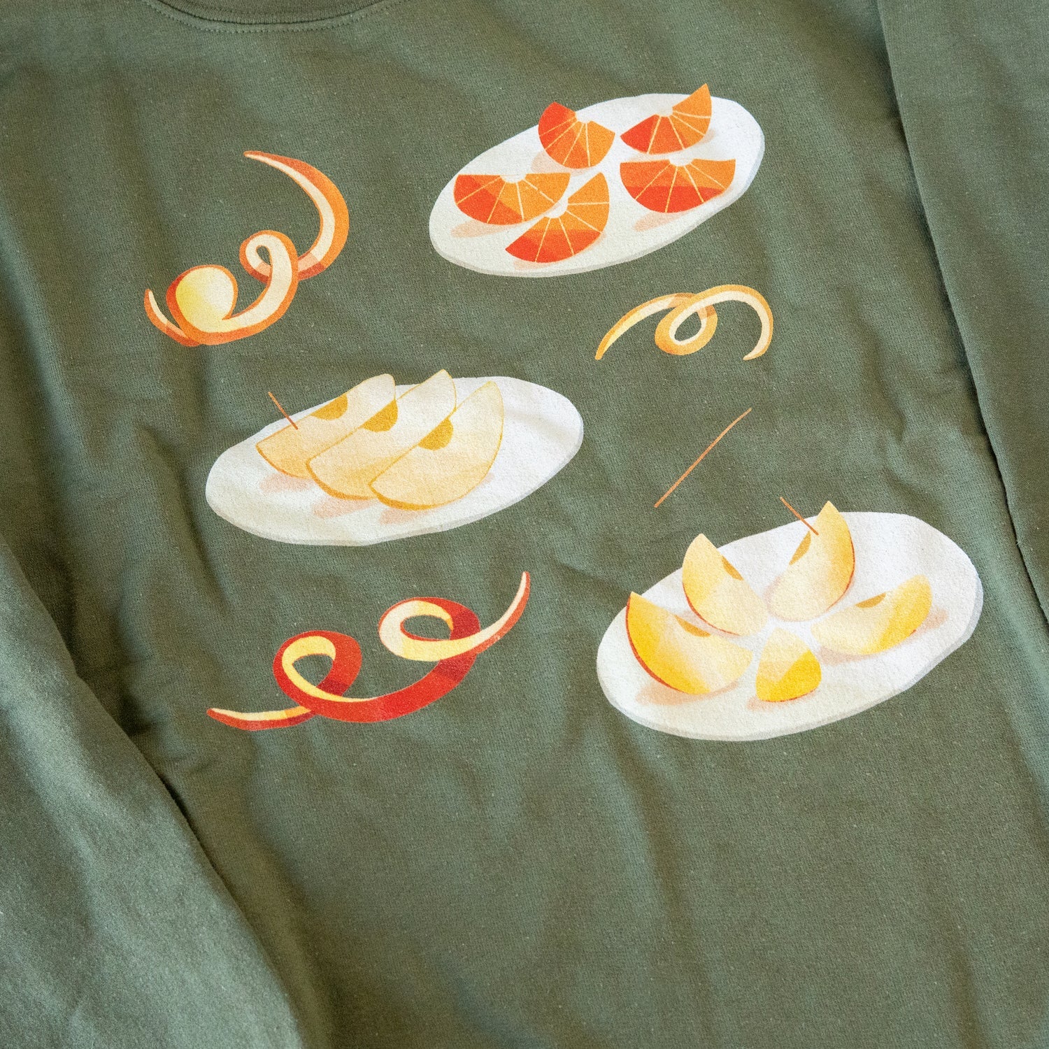 Cut Fruit Sweatshirt / Sample (Final Sale) - Ni De Mama Chinese - Inspired Clothing | Olive Green , M
