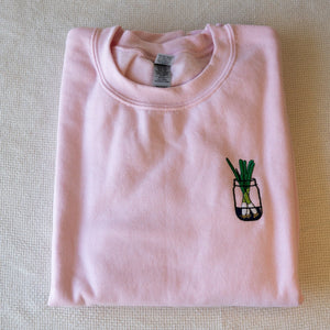 Green Onion Embroidered Sweatshirt / Imperfect (Final Sale) - Ni De Mama Chinese - Inspired Clothing | Soft Pink , S