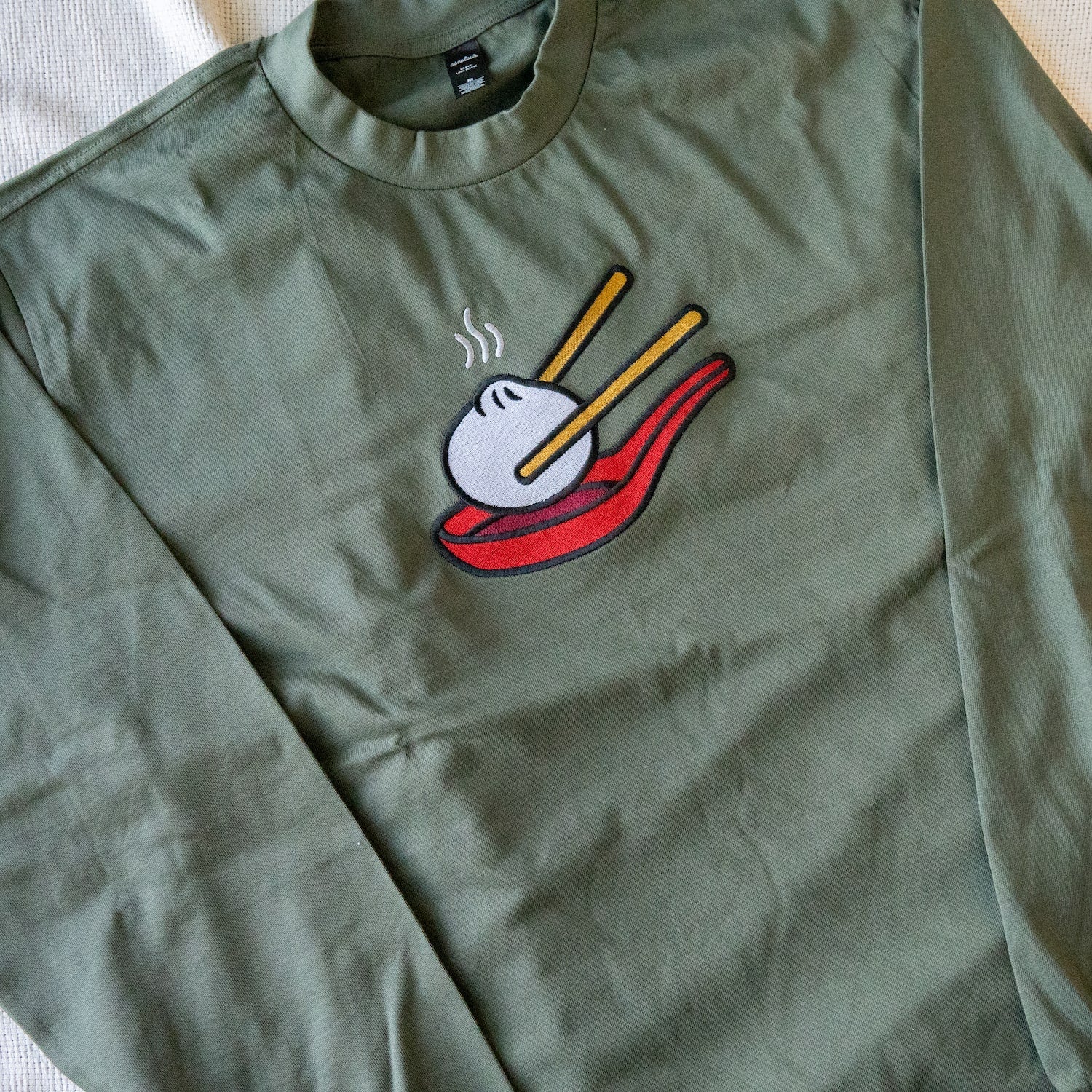 Xiao Long Bao Large Embroidered Premium Long Sleeve T-Shirt / Sample (Final Sale) - Ni De Mama Chinese - Inspired Clothing | Olive Green , M