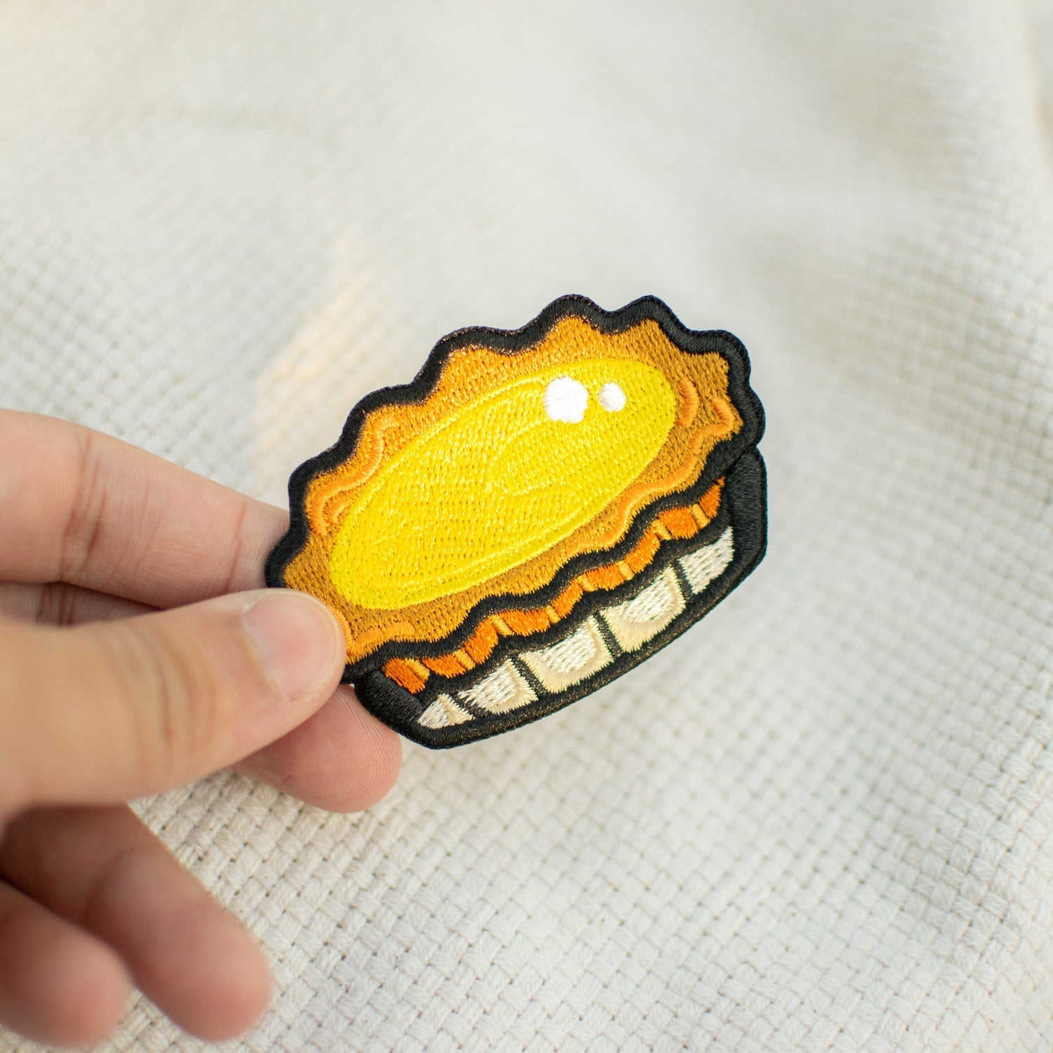 Egg Tart Embroidered Patch - Ni De Mama Chinese Clothing