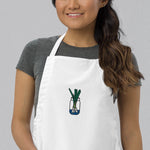 Load image into Gallery viewer, Green Onion Embroidered Apron - Ni De Mama Chinese Clothing
