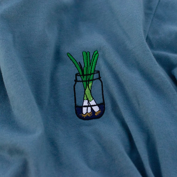 Green Onion Embroidered T-Shirt - Ni De Mama Chinese Clothing